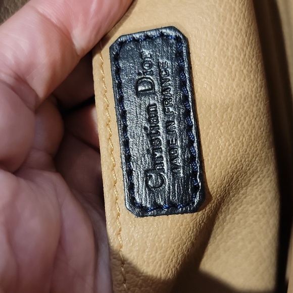 Authentic Dior pouch - Picture 9 of 9